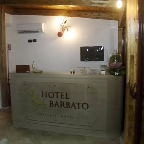 Hotel Barbato Nápoles 4*,  Italia